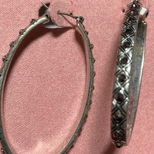 Lucky Brand new in box oval hoop pierced earrings